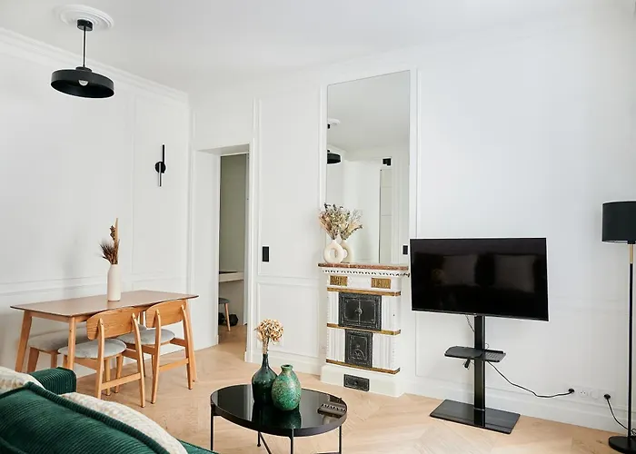 Luxury 1min From Eiffel Tower París