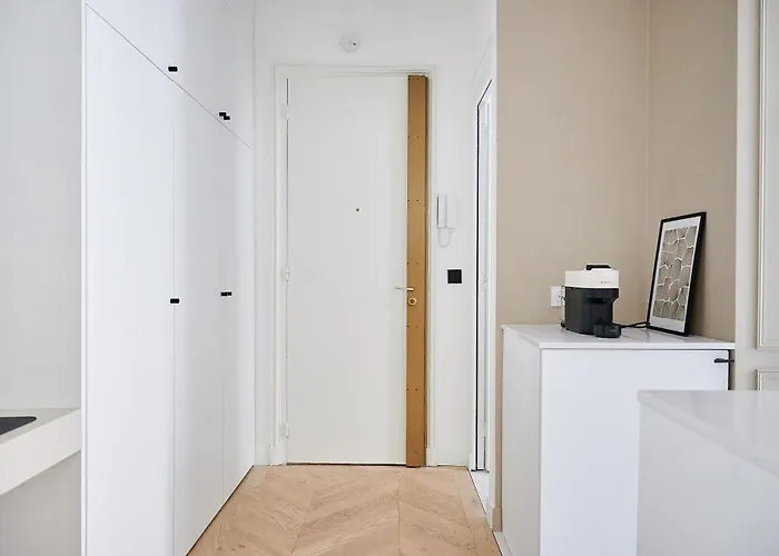 Luxury 1min From Eiffel Tower París